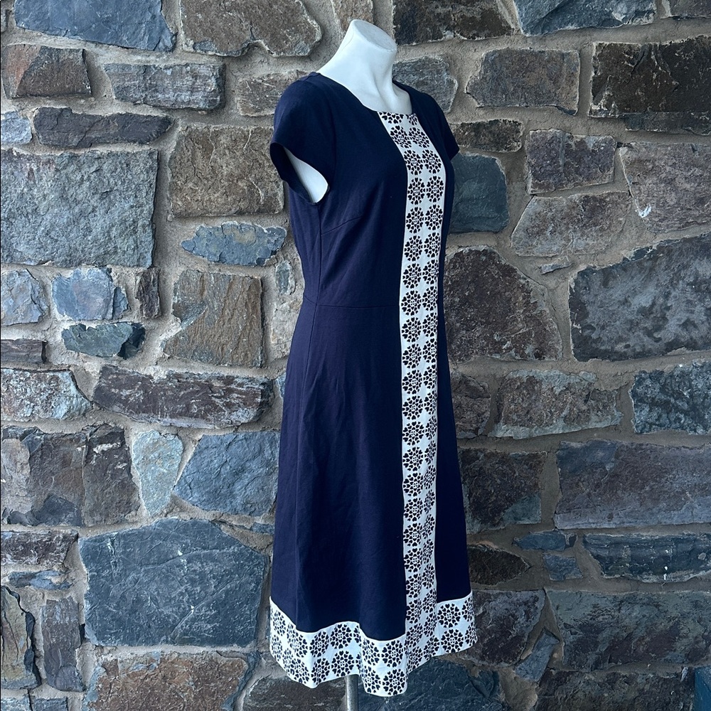 Boden Frederica Geometric Heart Ponte Cap Sleeve Midi Dress Navy Blue size 12 - Picture 5 of 8